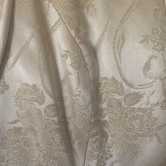 π¨π¦ MADE IN CANADA π 2 piece Mother of the Bride Suit βοΈ Expressions by Mr. Suli - Picture 7 of 12